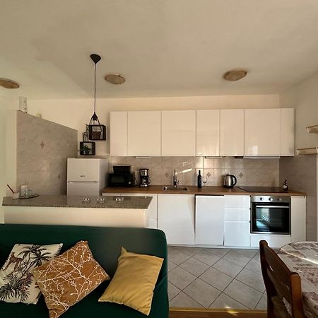 Apartman Petra Kaštela エクステリア 写真