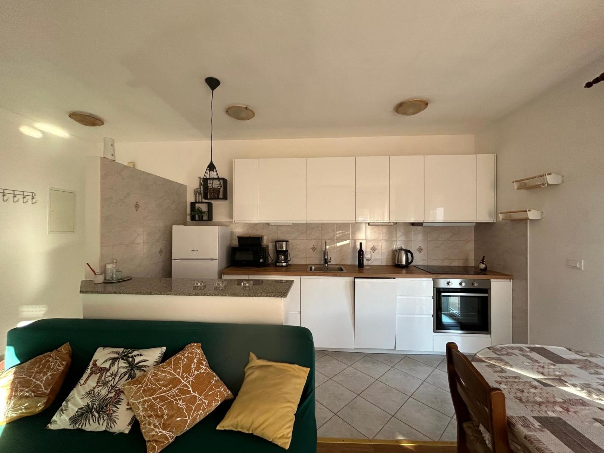Apartman Petra Kaštela エクステリア 写真